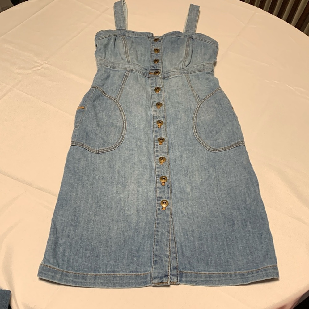 Pilcro and the Letterpress Woman’s Jean dress, Size 4.